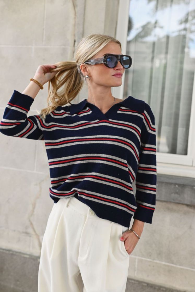  navy rood