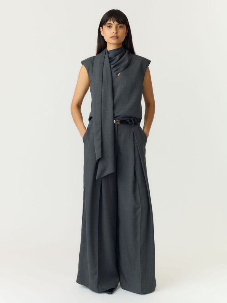  DARk grey